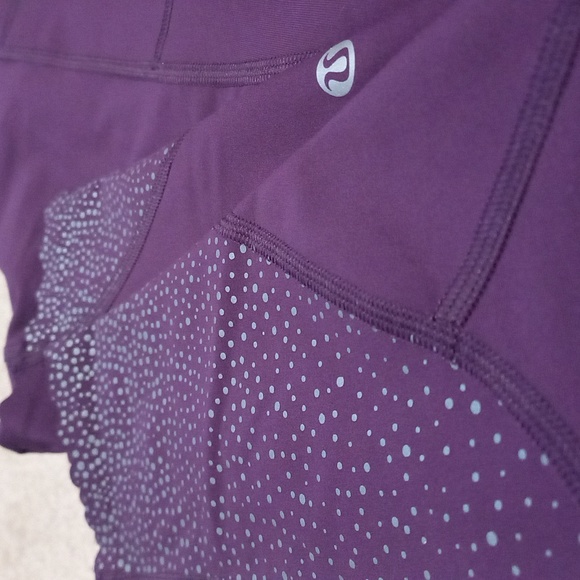 2 RARE Lululemon leggings - Picture 4 of 8